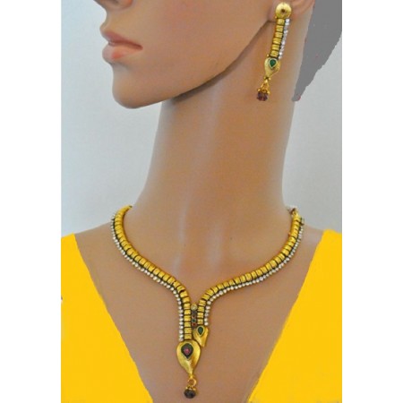 Ethnic Gold Necklace Set